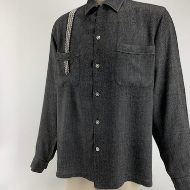 RARE>> 1950's Rayon Flannel - Embroidered Detail Through the Pocket - SPIRE of California - Gray Flannel - Loop Collar - Men's Size Medium 