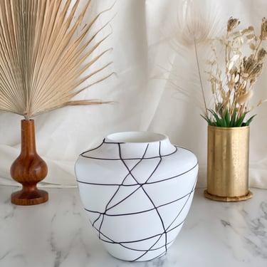 White Glass Squiggly Vase