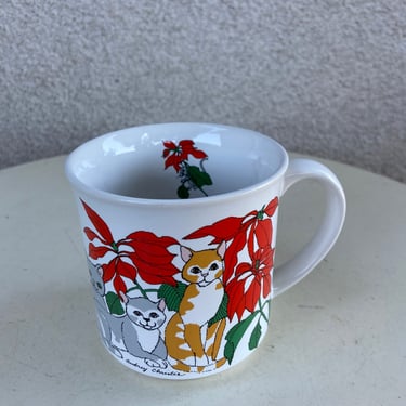 Vintage cat poinsettia theme ceramic mug by Recycled Paper Products Audrey Christie series 