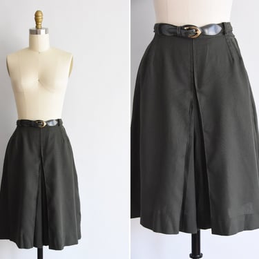 1950s Trail Dames shorts/ 50s/60s wide leg shorts/ Queen Casuals cotton shorts 