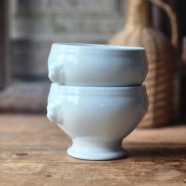 Vintage french onion soup bowls footed porcelain with lion head handles set of two unbranded 
