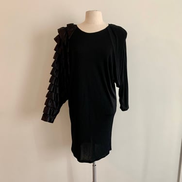 Vintage 70s/80s Don Kline dramatic one ruffled sleeve black dress-size M 