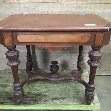 Vintage Writing Table (Tacoma)