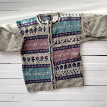 cute cottagecore sweater | 80s 90s vintage Woolrich gray blue pink sampler bird house streetwear aesthetic intarsia wool cardigan 
