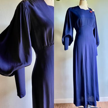 Vintage 1930s Stunning Dramatic Sleeve Rayon Gown 