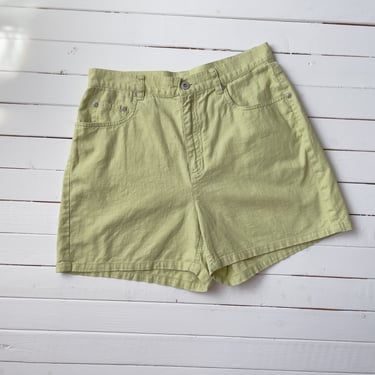 high waisted shorts 90s y2k vintage Liz Claiborne light pastel green linen shorts 