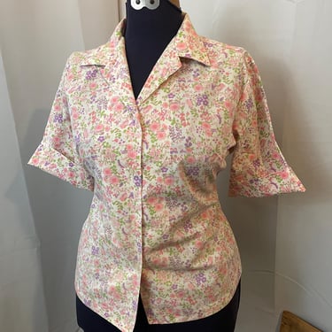 1960s Vintage Floral Camp Shirt Pink Purple White Tiny Calico Floral 38 L 