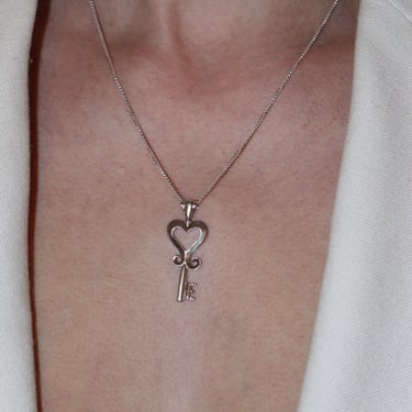 Vintage Sterling Silver Heart Key Pendant Necklace