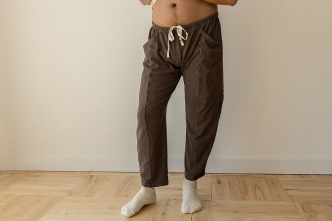 Hemp Lounge Pant, Genderless Clothing, Plant dyed Sweat Pants, Dark Brown Pocket Pants 