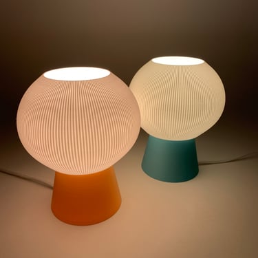 MOOSHIE Table Lamp - Mushroom Lamp - Desk Lamp - Designed/3D Printed/Handmade by Honey & Ivy Studio in Portland, Oregon 