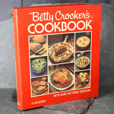 1979 Betty Crocker's Cookbook | Vintage Classic American Cookbook in Tabbed Binder | Bixley Shop 