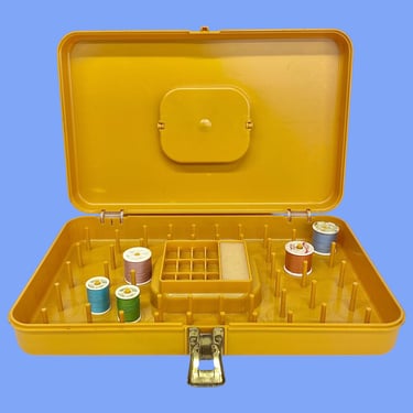 Vintage Sewing Box Retro 1970s Wilson MFG + Wilhold + Harvest Gold + Plastic + Top Handle + Thread and Spool Storage + Portable Organization 