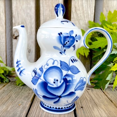 VINTAGE: Blue and White Teapot - Kitchenware - SKU 
