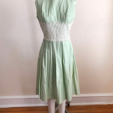 Pale Green Pin-Tucked Sleeveless Cotton Dress with Lace-Trimmed Waist - 1950s 