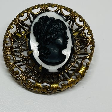 West German Cameo Brooch