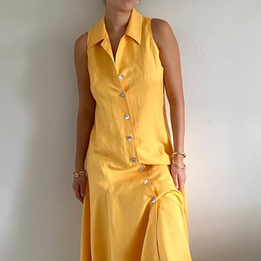 90s linen shirt dress / vintage marigold yellow woven linen button front sleeveless collared gored swing midi shirt dress | Medium 