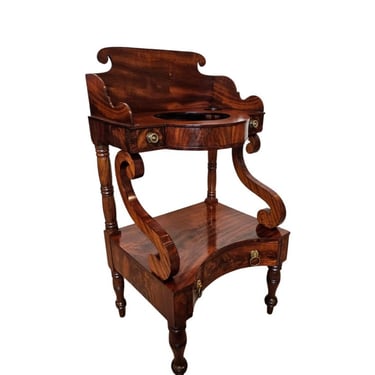 Early 19th Century American Federal Era Flame Mahogany Wash Stand  - Antique Nightstand / End Table 