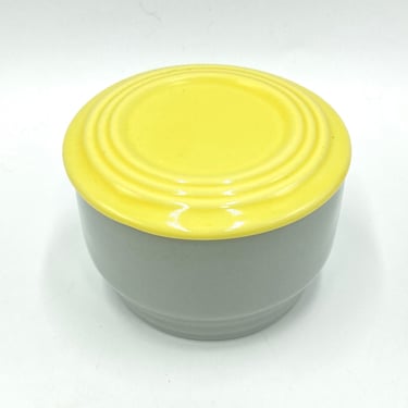 Vintage Hall Round Refrigerator Dish with Lid, Yellow Lid Gray Covered Bowl, Mid Century Jar, Ovenware China Made for General Electric, GE 