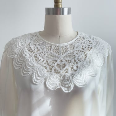 cute cottagecore blouse 80s 90s vintage white cream lace collar long sleeve shirt 