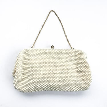 1960s/50s soft body white bead handbag 