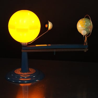 1960's Trippensee Planetarium (Model 02)