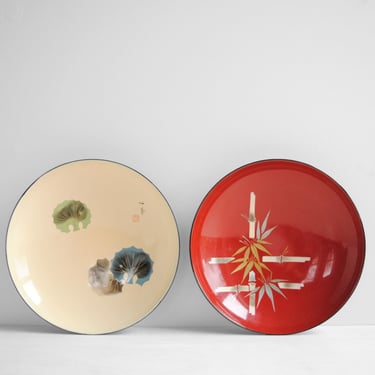 Vintage Pair of Japanese Lacquered Bowls 