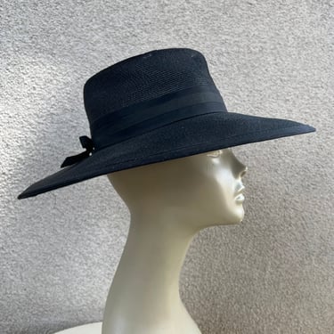 Vintage black brim sinaway straw hat with ribbon bow Sz 21” by John Hogan 