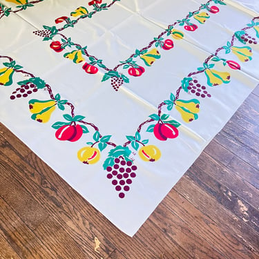 Vintage Rectangle Fruit Tablecloth 63”x49” 