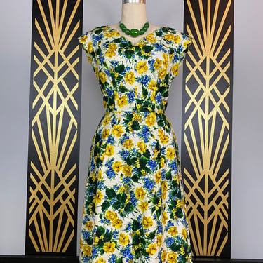 1950s dress, floral cotton dress, mrs maisel style, vintage 50s dress, summer, rhinestone flowers, scalloped, large, rockabilly, 1960s dress 