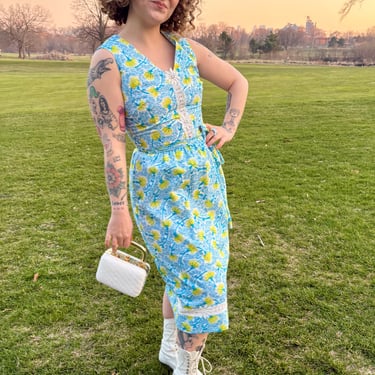 1960's Lilly Pulitzer Dandelion Lace Trim Dress