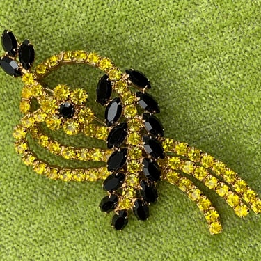 Unusual 1950'S Rhinestone Brooch - Black & Yellow Rhinestone Crystals - Swirl Leaf Design - Quality Prong Set Crystals 