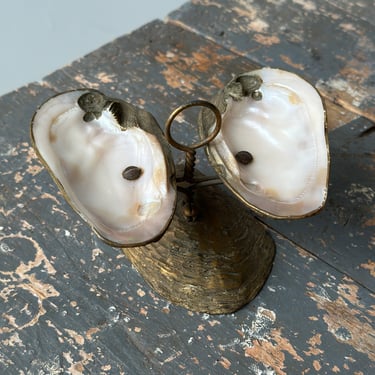 Antique Victorian French Palais Royal Clam Shell Trinket Dish, Circa Early 20th Century