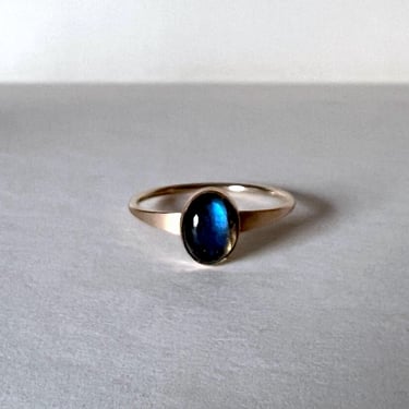 Oval Labradorite Stacking Ring in 14k Goldfill 