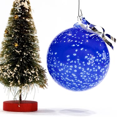 VINTAGE: Blown thick Glass Ornament - Christmas Ornament - Artisan Made Glass - Glass Sun Catcher - SKU 30-405-00017592 