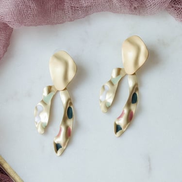 big gold abstract earrings, fun funky statement earrings, hammered gold resin spotted handmade earrings, dangle drop earrings 