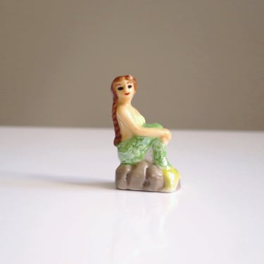 Mini 1" Bathing Beauty Mermaid Figurine 