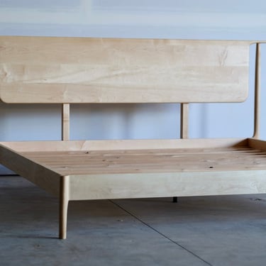 Mid Century Modern Platform Bed / Storage Platform Bed / Handmade Maple Bed / Scandinavian Solid Wood Bed 