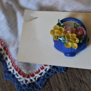 Vintage 40's 50s Blue New Old Stock Sea Shell Flowers in a celluloid basket brooch Easter Spring //  pinup Sweet 