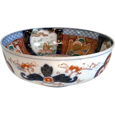 19th Century Vintage Large Japanese Meiji Imari Porcelain Footed Round Center Bowl 
