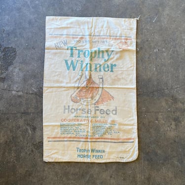 Vintage Trophy Winner 100 lbs Horse Feedsack 