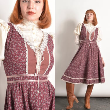 Vintage 1970s Dress / 70s Gunne Sax Lace Up Calico Prairie Dress / Burgundy ( small S ) 