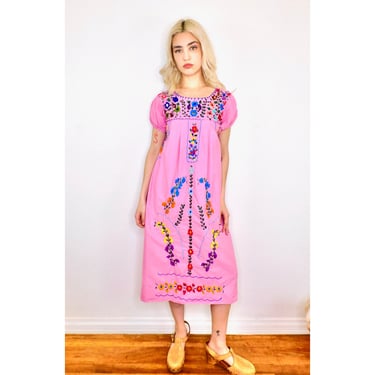 Mexican Hand Embroidered Dress // vintage 70s 1970s sun boho hippie pink midi hippy 70's // XS/S 