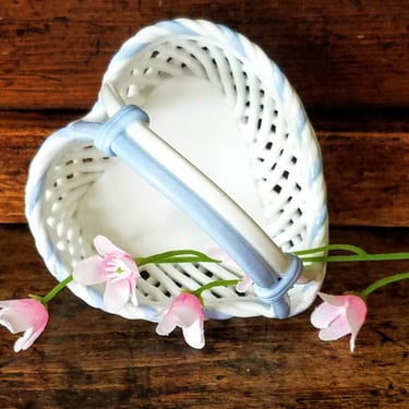 Vtg Majolica Ring Dish ITALY~Small Heart Shaped Ceramic Dish~Hand painted Blue & White Trinket dish~JewelsandMetals 