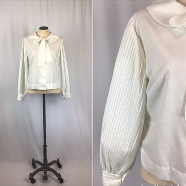 Vintage 60s blouse | Vintage white cotton bow tie shirt | 1960s DonnKenny pleated sleeve top 