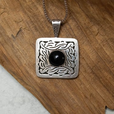 Vintage Mexican Sterling Silver Necklace with Onyx Setting