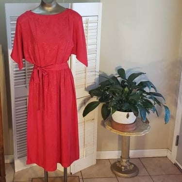 Vintage 80s Red Silk Dress / Dolman Sleeve / Jacquard / sz m/l Button Back / Boat Neck 