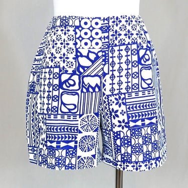 60s 70s Print Shorts - 28" waist - White w/ Blue Shapes - Vintage 1960s 1970s - M 