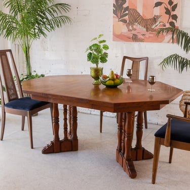 Octagon Dining Table with Leaf