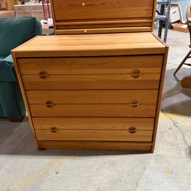 Mid-Century Modern Solid Oak 3-Drawer Dresser