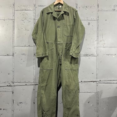 Medium 70s US Army OG-107 Cotton Coveralls Suit 1st pattern Paint Splattered, JumpsuitCotton Sateen type 1 size medium 46 